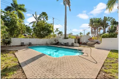 1134 Harrison St, Hollywood, FL 33019 - Photo 5