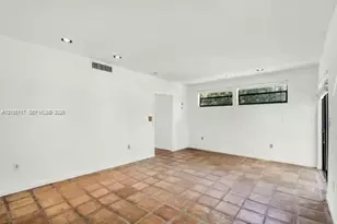 6851 SW 32nd St, Miami, FL 33155 - Photo 19