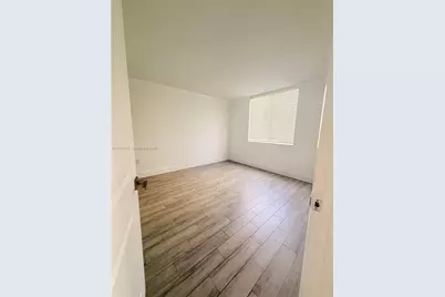 126 SW 17th Road #405, Miami, FL 33129 - Photo 11