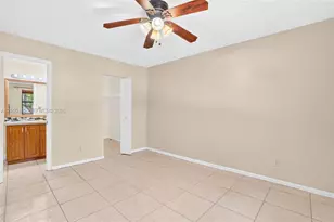 10628 NW 10th St, Pembroke Pines, FL 33026 - Photo 25