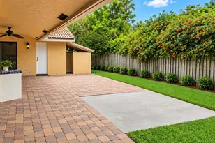8506 NW 21st St, Coral Springs, FL 33071 - Photo 3