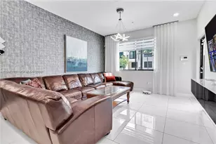 4745 NW 84th Ct, Doral, FL 33166 - Photo 27