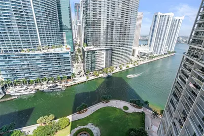 475 Brickell Ave #2414, Miami, FL 33131 - Photo 37