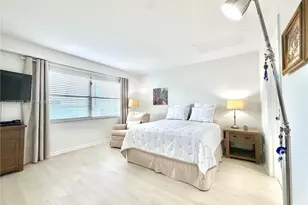 12601 SW 13th St, Pembroke Pines, FL 33027 - Photo 19
