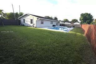 18557 SW 93rd Pl, Cutler Bay, FL 33157 - Photo 3