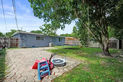 13645 NW 3rd Ave, North Miami, FL 33168 - Photo 25
