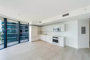 45 SW 9th St, Miami, FL 33130 - Photo 3