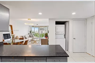 1861 NW S River Dr #1010, Miami, FL 33125 - Photo 9