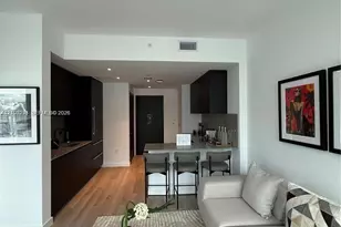 20 NE 11, Miami, FL 33132 - Photo 3
