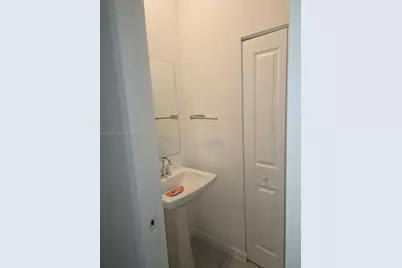 1141 NW 208th Ter, Miami Gardens, FL 33169 - Photo 9