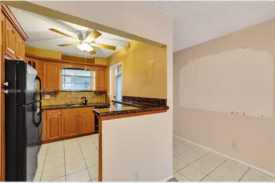 1400 Tallwood Ave #207, Hollywood, FL 33021 - Photo 9