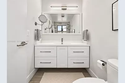 2130 Alamanda Dr, North Miami, FL 33181 - Photo 25