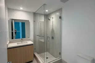 2411 Laguna Cir, North Miami, FL 33181 - Photo 33