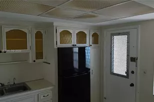 1481 NE Miami Gardens Dr, Miami, FL 33179 - Photo 5