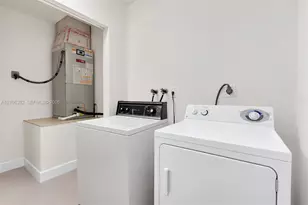 1701 NE 143rd St, North Miami, FL 33181 - Photo 13