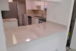 815 NE 199th St, Miami, FL 33179 - Photo 5