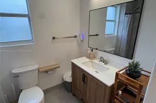 400 SW 2nd St, Miami, FL 33130 - Photo 7