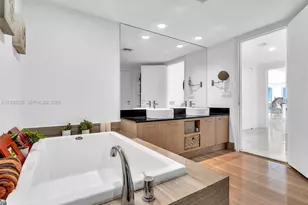 3951 S Ocean Dr, Hollywood, FL 33019 - Photo 29
