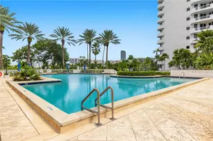 21205 Yacht Club Dr, Aventura, FL 33180 - Photo 39