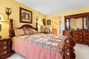 4675 W 18th Ct, Hialeah, FL 33012 - Photo 27