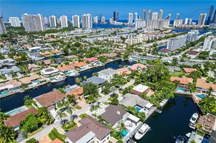 3322 NE 166th St, North Miami Beach, FL 33160 - Photo 45