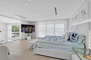 3322 NE 166th St, North Miami Beach, FL 33160 - Photo 29