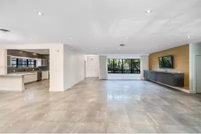 9250 Bay Dr, Surfside, FL 33154 - Photo 23