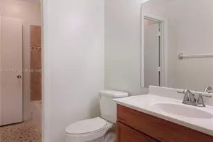 1711 NW 92nd Ave, Pembroke Pines, FL 33024 - Photo 11