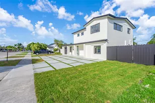 1735 SW 97th Pl, Miami, FL 33165 - Photo 3
