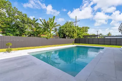 1735 SW 97th Pl, Miami, FL 33165 - Photo 35