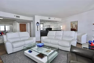 1000 Island Blvd, Aventura, FL 33160 - Photo 3