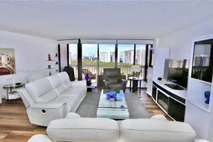 1000 Island Blvd, Aventura, FL 33160 - Photo 1