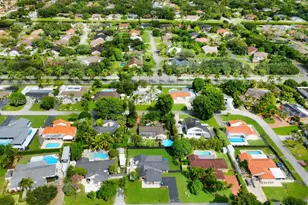 15281 SW 153rd St, Miami, FL 33187 - Photo 5