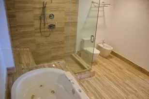 16001 Collins Ave, Sunny Isles Beach, FL 33160 - Photo 11