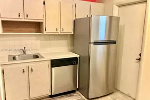 200 Ashbury Rd, Hollywood, FL 33024 - Photo 7