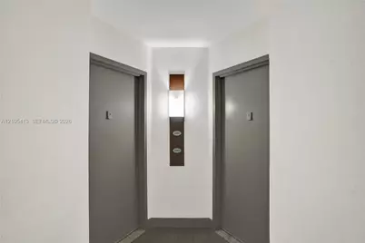 1750 N Bayshore Dr #2202, Miami, FL 33132 - Photo 27