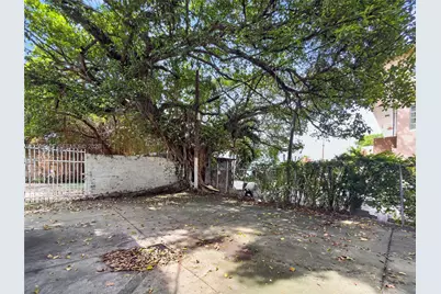 967 SW 5th St #11, Miami, FL 33130 - Photo 11