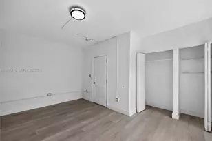 967 SW 5th St, Miami, FL 33130 - Photo 5
