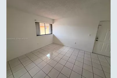 2745 W 61st Pl #204, Hialeah, FL 33016 - Photo 9