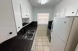 1325 W 68th St, Hialeah, FL 33014 - Photo 7