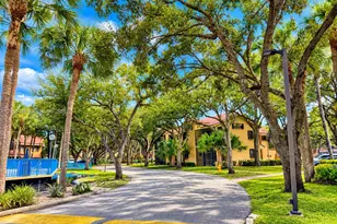 15515 N Miami Lakeway N, Miami Lakes, FL 33014 - Photo 25