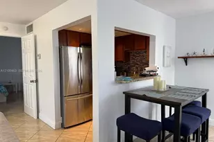 2420 Diana Dr, Hallandale Beach, FL 33009 - Photo 5