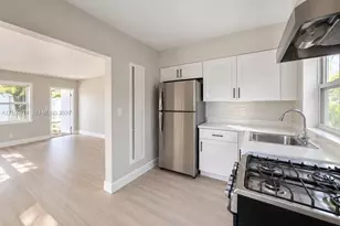 2707 Lincoln St, Hollywood, FL 33020 - Photo 3