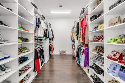 10445 NW 68th Ter, Doral, FL 33178 - Photo 23