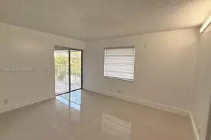 8475 SW 156th Ct, Miami, FL 33193 - Photo 17