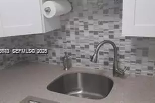405 S Pine Island Rd, Plantation, FL 33324 - Photo 3