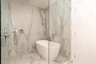 1400 Biscayne Blvd, Miami, FL 33132 - Photo 21