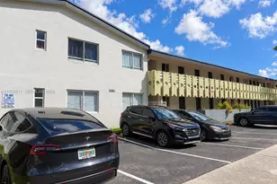 941 NE 169th St, North Miami Beach, FL 33162 - Photo 7