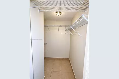 1100 NW 29th Ave #1102, Miami, FL 33125 - Photo 11