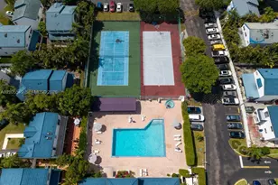 243 NE 212th Terrace, Miami, FL 33179 - Photo 41
